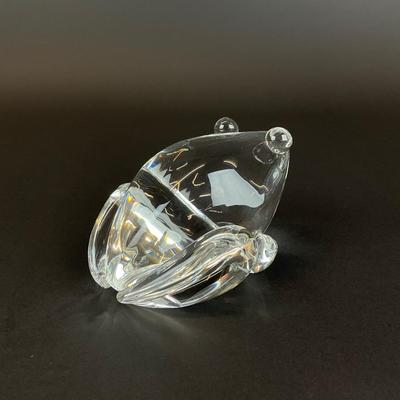 Sale Photo Thumbnail #850: Measurements:
5” in length, 2.75” in height, 3.75” in width
