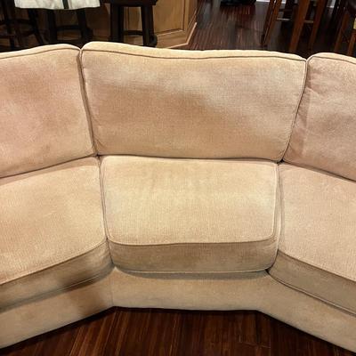 Flexsteel Wedge Sofa (BD-MG)