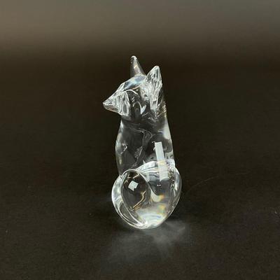 Sale Photo Thumbnail #868: Designed by Lloyd Atkins issued around 1989
Measurements:
3.25” in height, 1.75” in width, 1.25” in depth