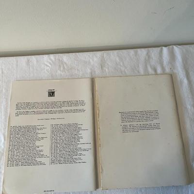 1983 And 1992 Annual Commencement of The University of Tennessee Programs