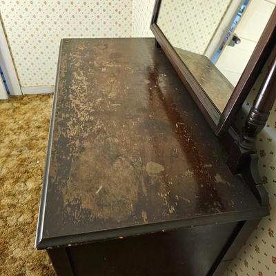 Four Drawer Dresser with Mirror (G3-JS)