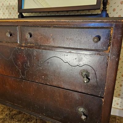 Four Drawer Dresser with Mirror (G3-JS)