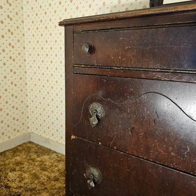 Four Drawer Dresser with Mirror (G3-JS)