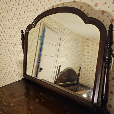 Four Drawer Dresser with Mirror (G3-JS)