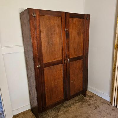 Wooden Armoire/Storage Cabinet (G6-JS)