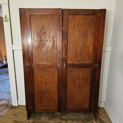 Wooden Armoire/Storage Cabinet (G6-JS)