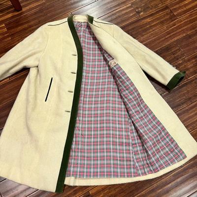 Lodenfrey Wool Coat & Hut-Seidl Hat (BD-RG)