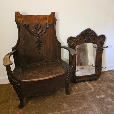 Vintage Hall Tree Storage Seat w/Mirror. (G6-JS)