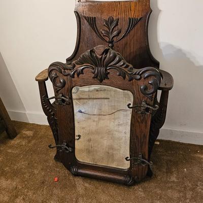 Vintage Hall Tree Storage Seat w/Mirror. (G6-JS)