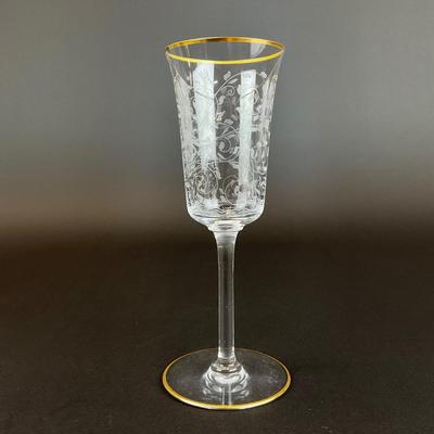Sale Photo Thumbnail #922: The set has etched animals and gold trim at top. Discontinued 1947 - 1961
The gold trim is wearing off. All glasses have no chips or flea bites.
Measurements:
7.75” in height, 2.75” in diameter