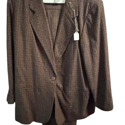 Sale Photo Thumbnail #89