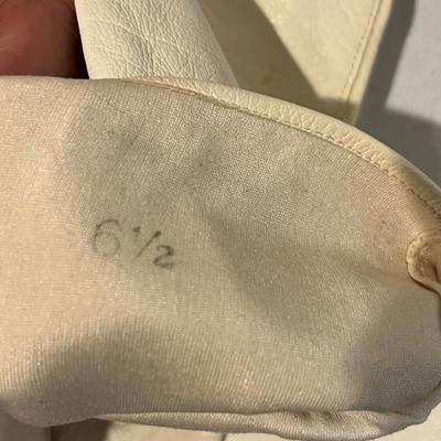 Fur Stole & Collar Plus Kid Gloves (BD-RG)