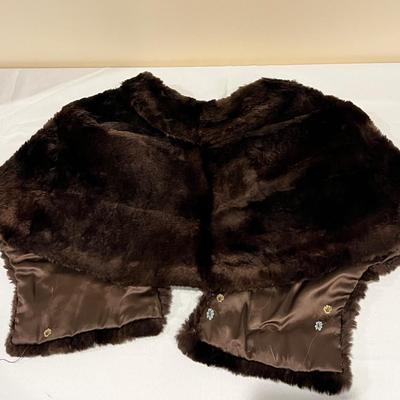 Fur Stole & Collar Plus Kid Gloves (BD-RG)