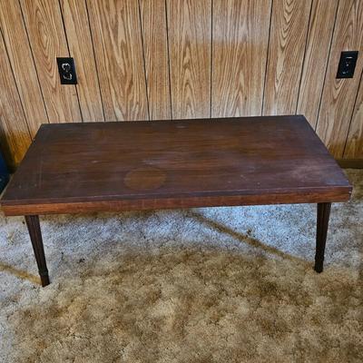 Fluted Pedestal Leg Coffee Table (G5-JS)