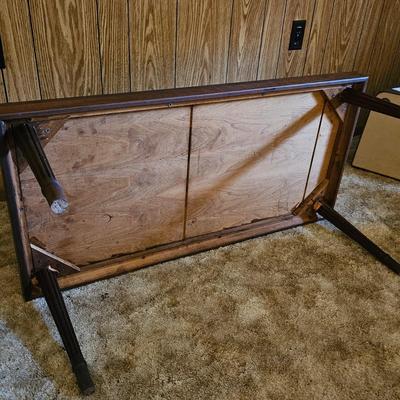 Fluted Pedestal Leg Coffee Table (G5-JS)