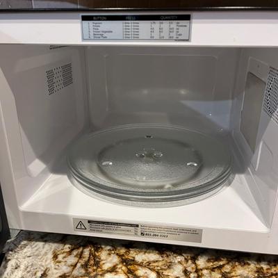 Toshiba Microwave (BK-MG)