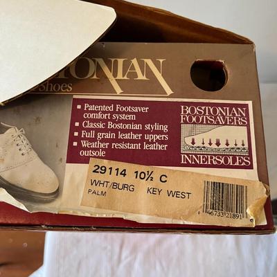 Men's 10 1/2 Bostonian Key West Golf Shoes (G)