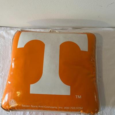 Tenn Stadium Cushion (G)