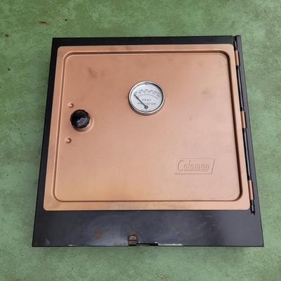 Vintage Coleman Picnic Stove, Camp Stove & More (G-EL)
