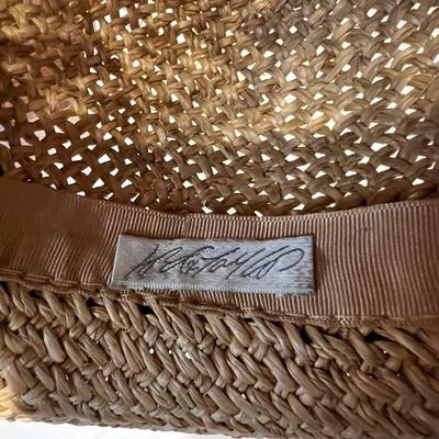 Ladies Smart Summer Hats Plus Hatboxes (BD-RG)