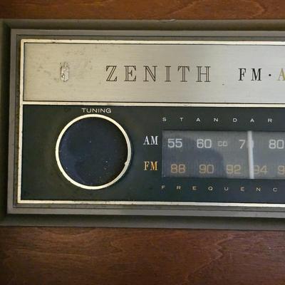 Zenith Stereophonic High Fidelity Phonograph & AM/FM Tuner (G5-JS)