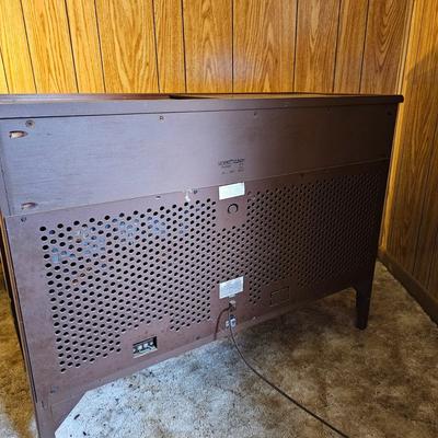 Zenith Stereophonic High Fidelity Phonograph & AM/FM Tuner (G5-JS)