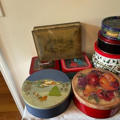 Lot of Storage Tins (G)