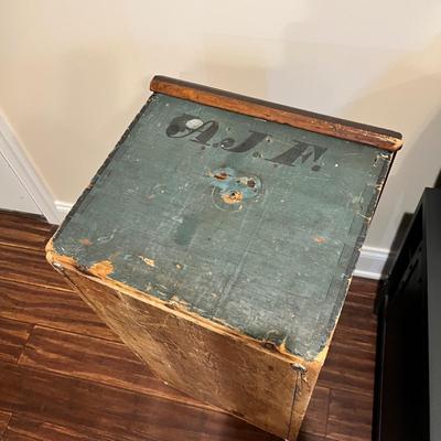 Monogrammed Wooden Trunk (BLR-RG)