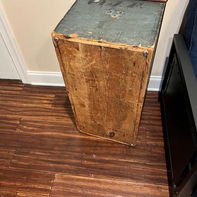 Monogrammed Wooden Trunk (BLR-RG)