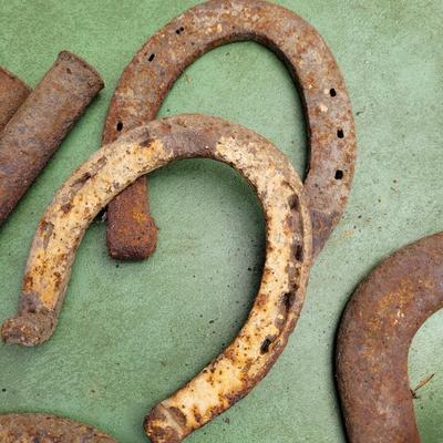 Horseshoes and Spikes (G-EL)