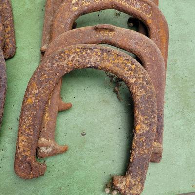 Horseshoes and Spikes (G-EL)