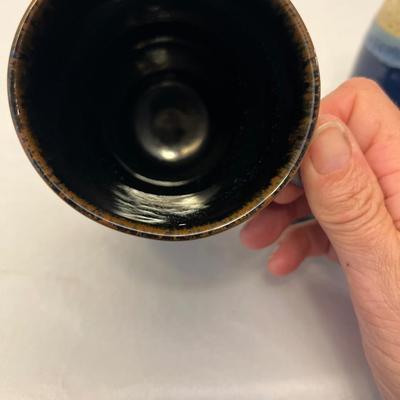 Mangum & More Signed Pottery (K-RG)