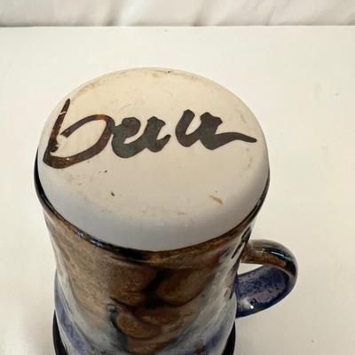 Mangum & More Signed Pottery (K-RG)