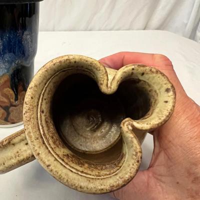 Mangum & More Signed Pottery (K-RG)