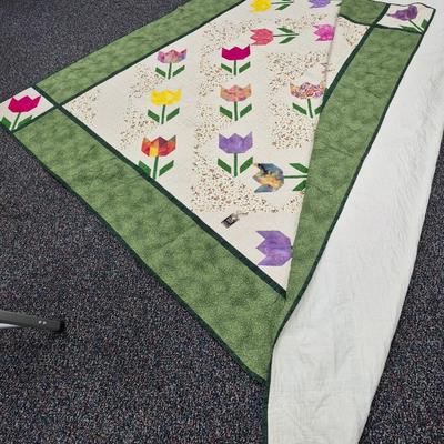 Tulip Hand Stitched Quilt