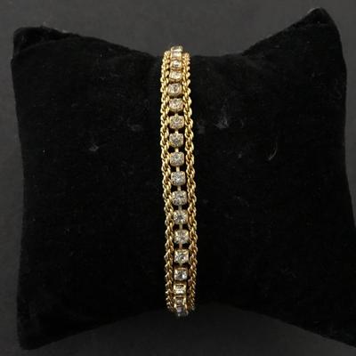 Beautiful, vintage, rhinestone and mesh gold tone tennis bracelet