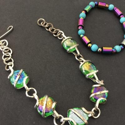 Really pretty 2 vintage glass bead bracelets