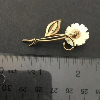 Vintage winard Gf brooch 12 karat gold filled celluloid rose
