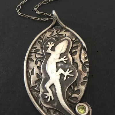 Beautiful, vintage, large lizard, pendant, and chain necklace, silver tone