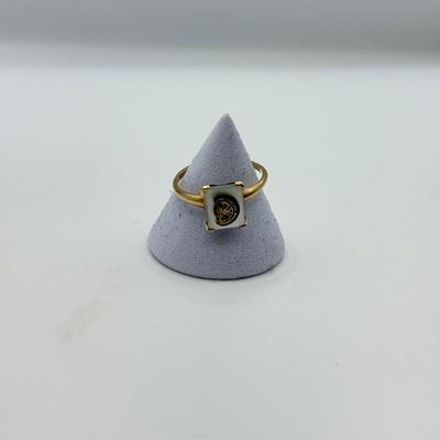 Sale Photo Thumbnail #408