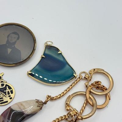 Sale Photo Thumbnail #915