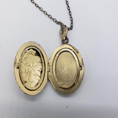 Sale Photo Thumbnail #996