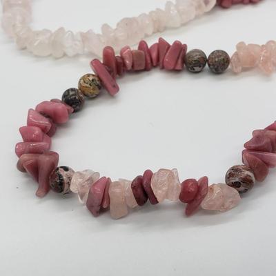 LOT 49: 30" Strand Natural Gemstone Necklace