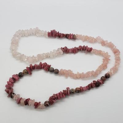 LOT 49: 30" Strand Natural Gemstone Necklace