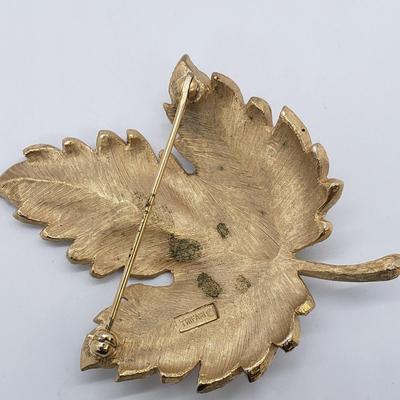 LOT 55: Assorted Brooches; 12k GF Burt Cassell, Crown Trifari, Coro