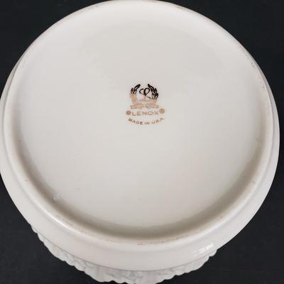 LOT 78: Lenox 24k Gold Decorated, Masterpiece, Special, Made in USA