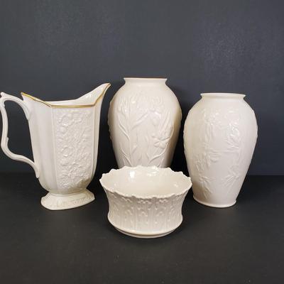 LOT 78: Lenox 24k Gold Decorated, Masterpiece, Special, Made in USA