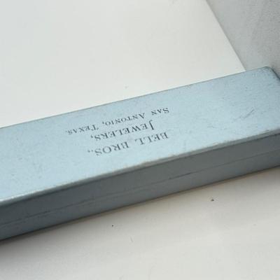 Sale Photo Thumbnail #338