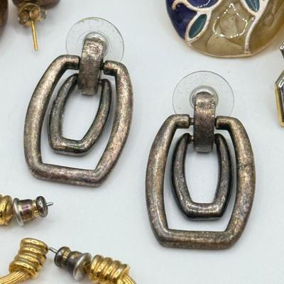 LOT 83: Pierced Earring Collection
