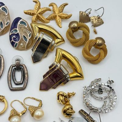 LOT 83: Pierced Earring Collection